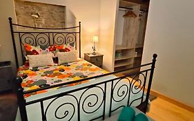 Azoka By The Sea- Centro Historico De Peniche